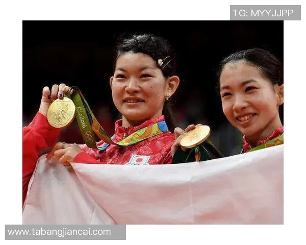 专访王静:探寻羽毛球冠军背后的秘密与成功秘诀 专访王静:探寻羽毛球冠军背后的秘密与成功秘诀