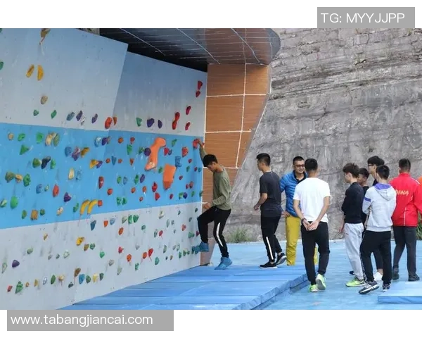 广州攀岩队运营模式创新探索助力运动员成长与团队发展新篇章 广州攀岩队运营模式创新探索助力运动员成长与团队发展新篇章